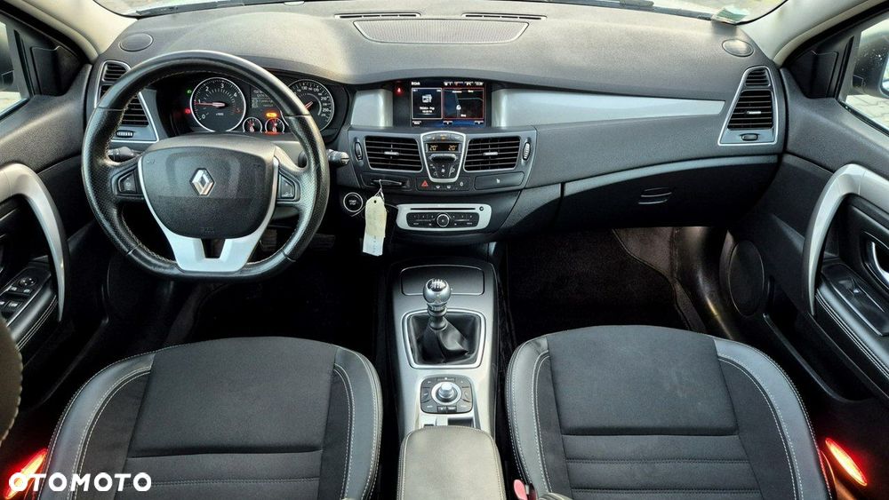 Renault Laguna dCi 110 FAP Limited - 10