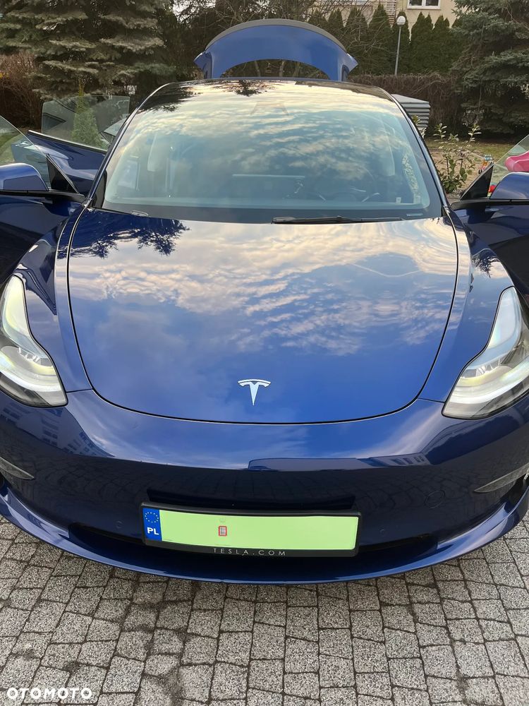 Tesla Model 3 - 6