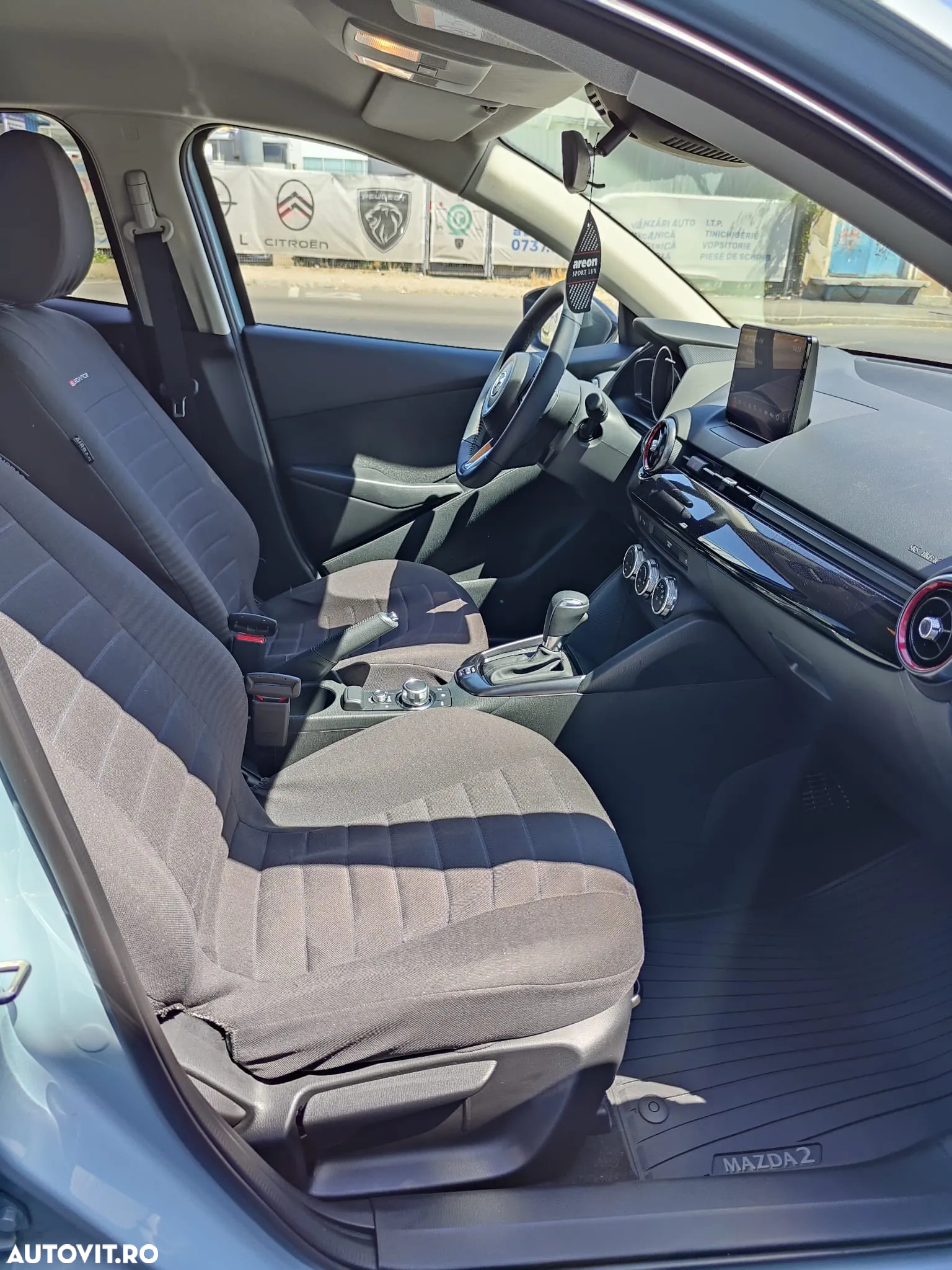 Mazda 2 G90 AT Homura - 11