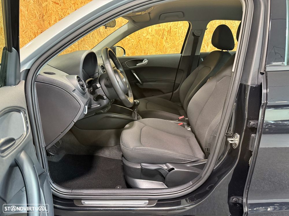 Audi A1 1.2 TFSI Attraction - 17