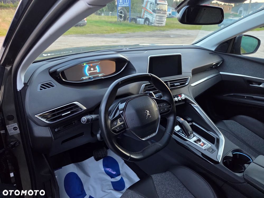Peugeot 5008 BlueHDI 120 EAT6 Active Business.Paket - 19