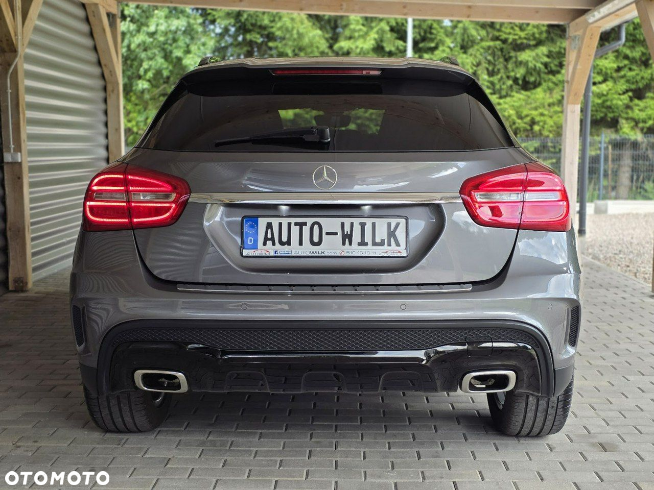 Mercedes-Benz GLA - 7
