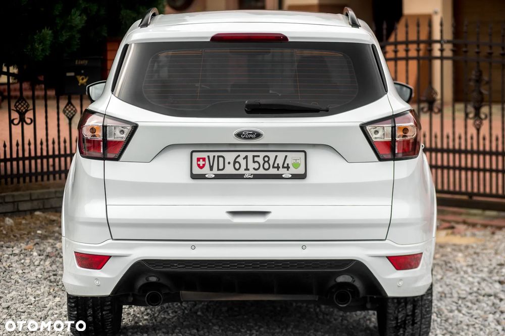 Ford Kuga 2.0 TDCi 4x4 ST-Line - 6