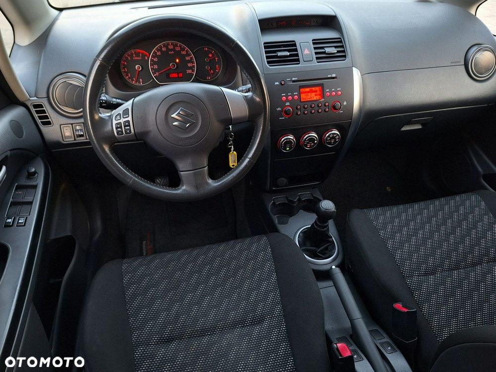 Suzuki SX4 - 5