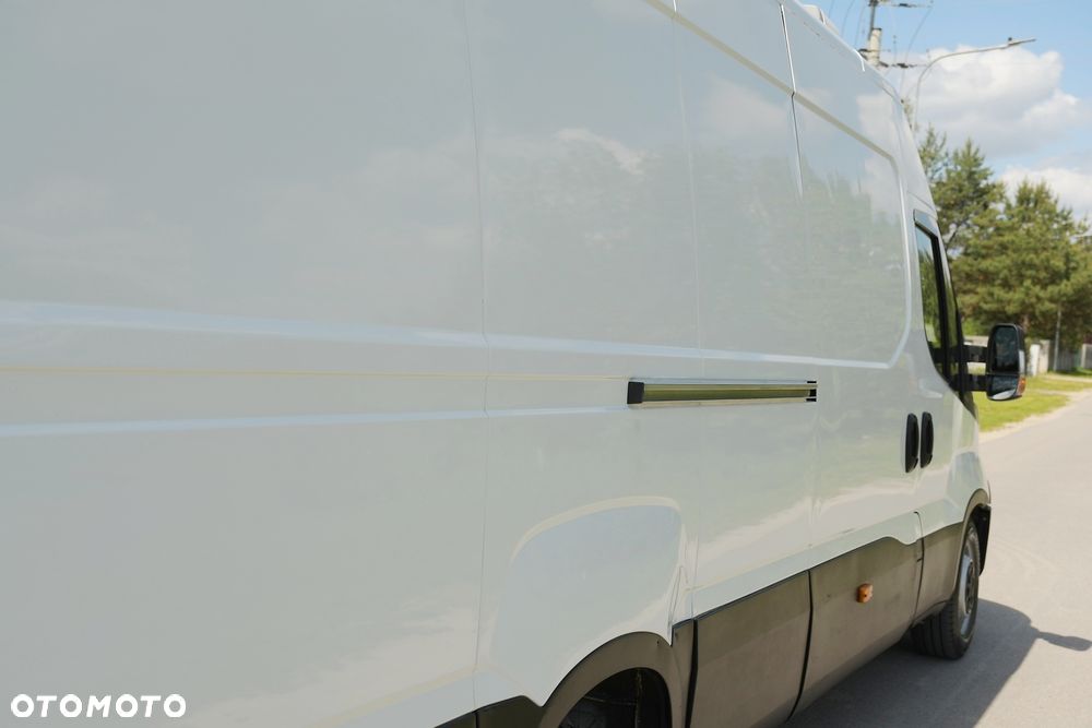 Iveco DAILY/MROZNIA/CHLODNIA/THERMO KING/3.0 /L4H2 - 29