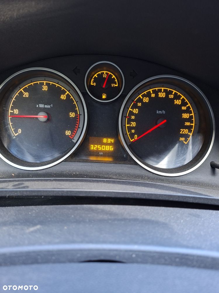 Opel Zafira - 4