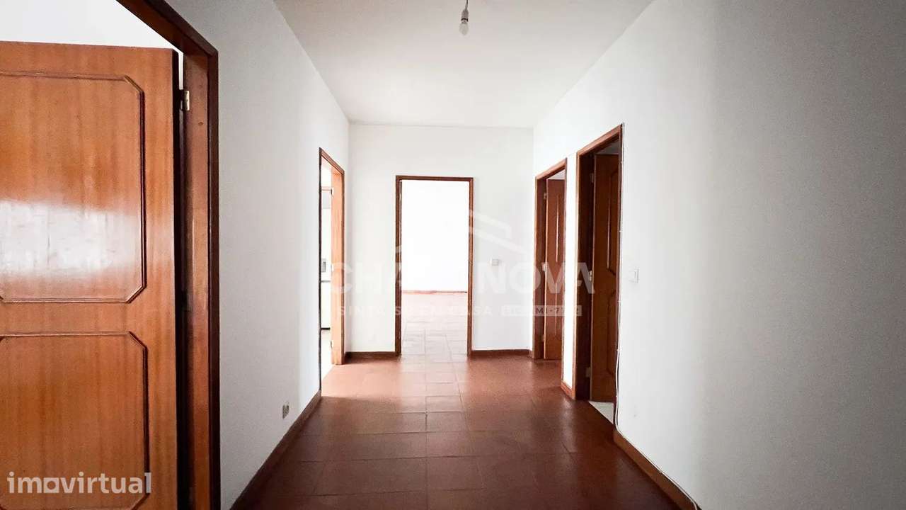 T3 c/ Lugar de Garagem no centro de Rio Tinto - Grande imagem: 3/13