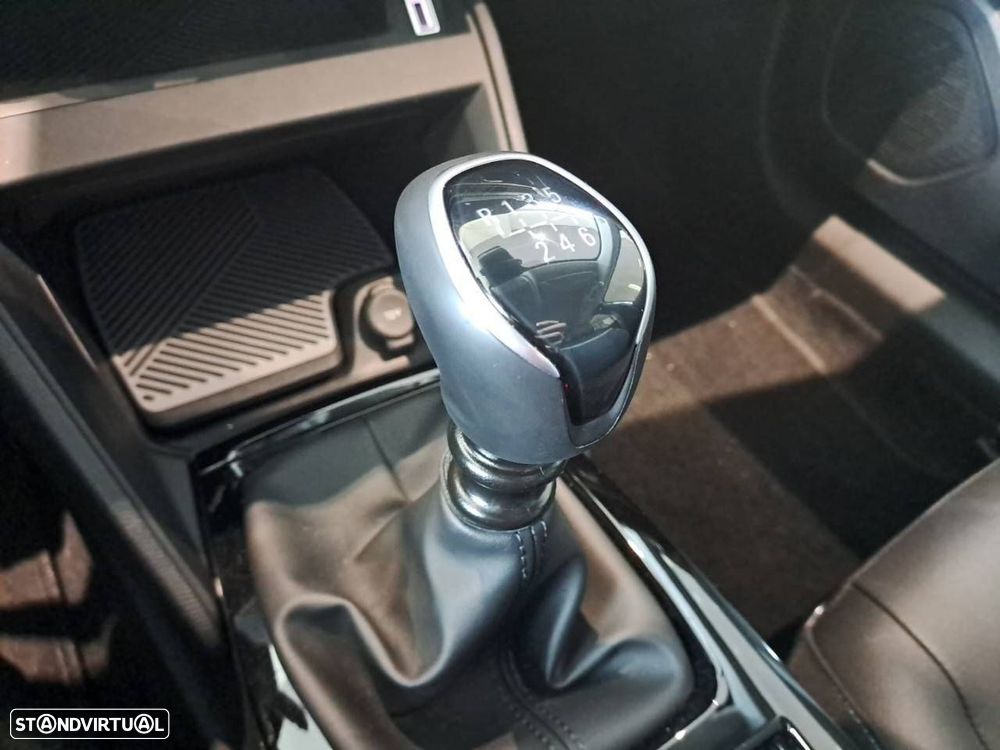 Citroën C4 1.2 PureTech Plus - 21