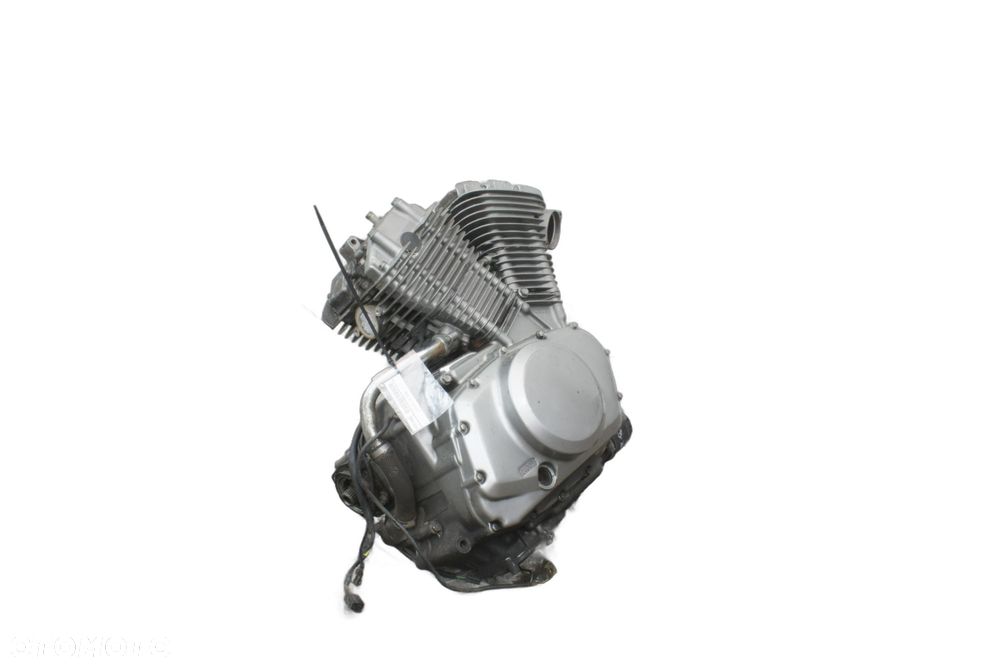 SILNIK Suzuki VX 800 - 8