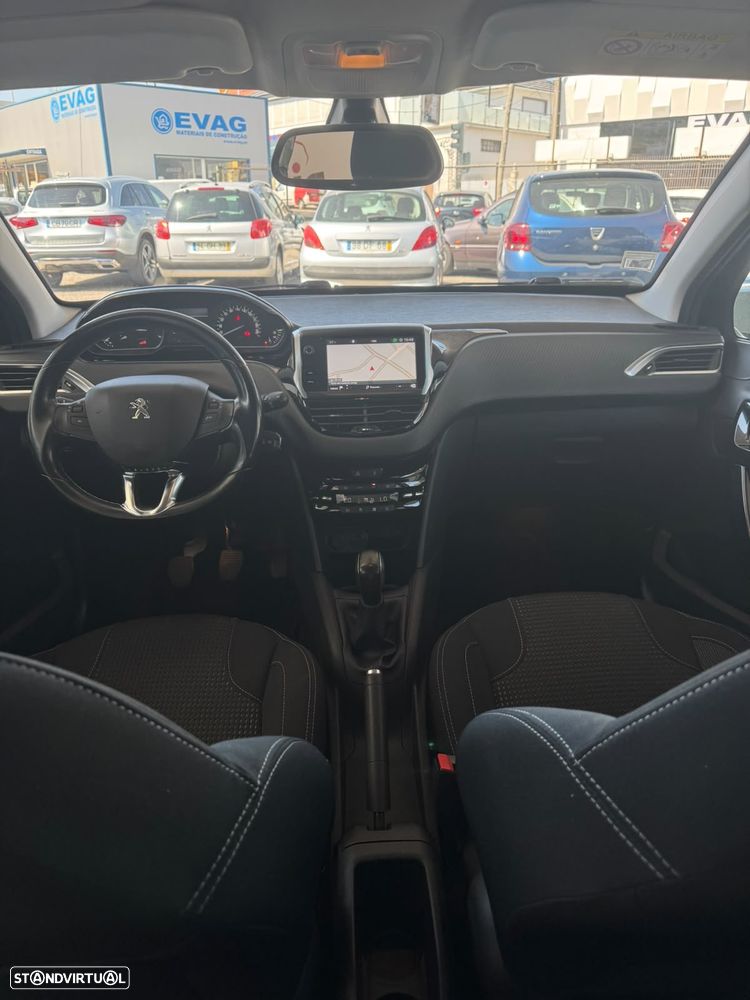 Peugeot 208 1.2 PureTech Active - 9