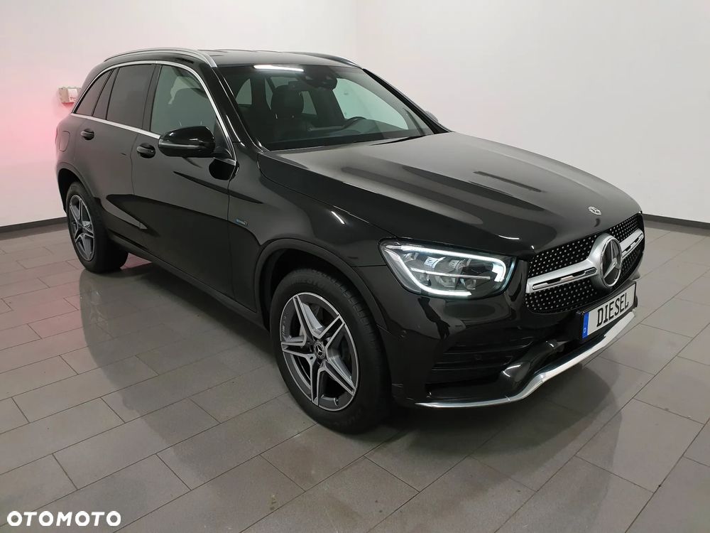 Mercedes-Benz GLC 300 de 4Matic 9G-TRONIC AMG Line Plus - 3