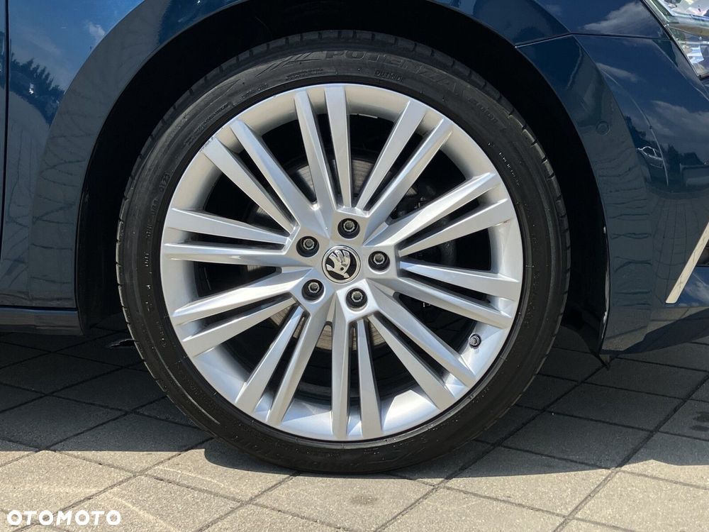 Skoda Superb 2.0 TDI SCR 4x4 L&K DSG - 12