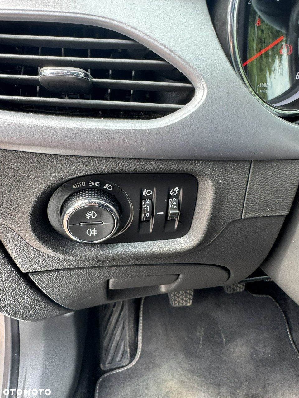 Opel Astra - 16