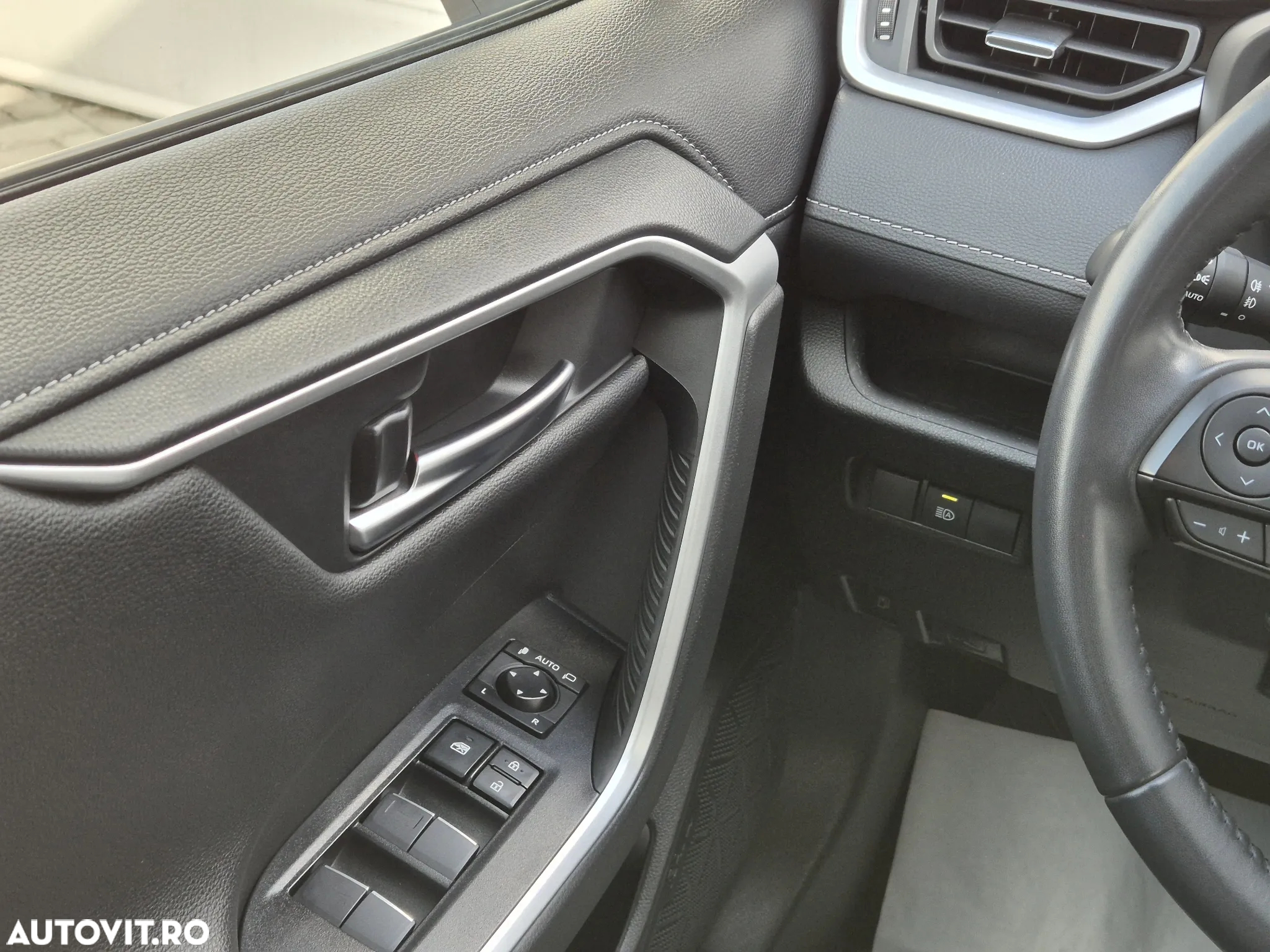 Toyota RAV4 2.5 Hybrid VVT-iE 4x2 Active - 15