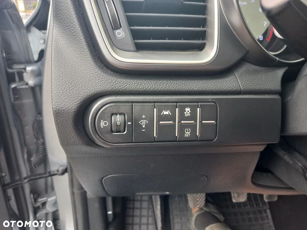 Kia Ceed 1.0 T-GDI Business Line Plus - 16