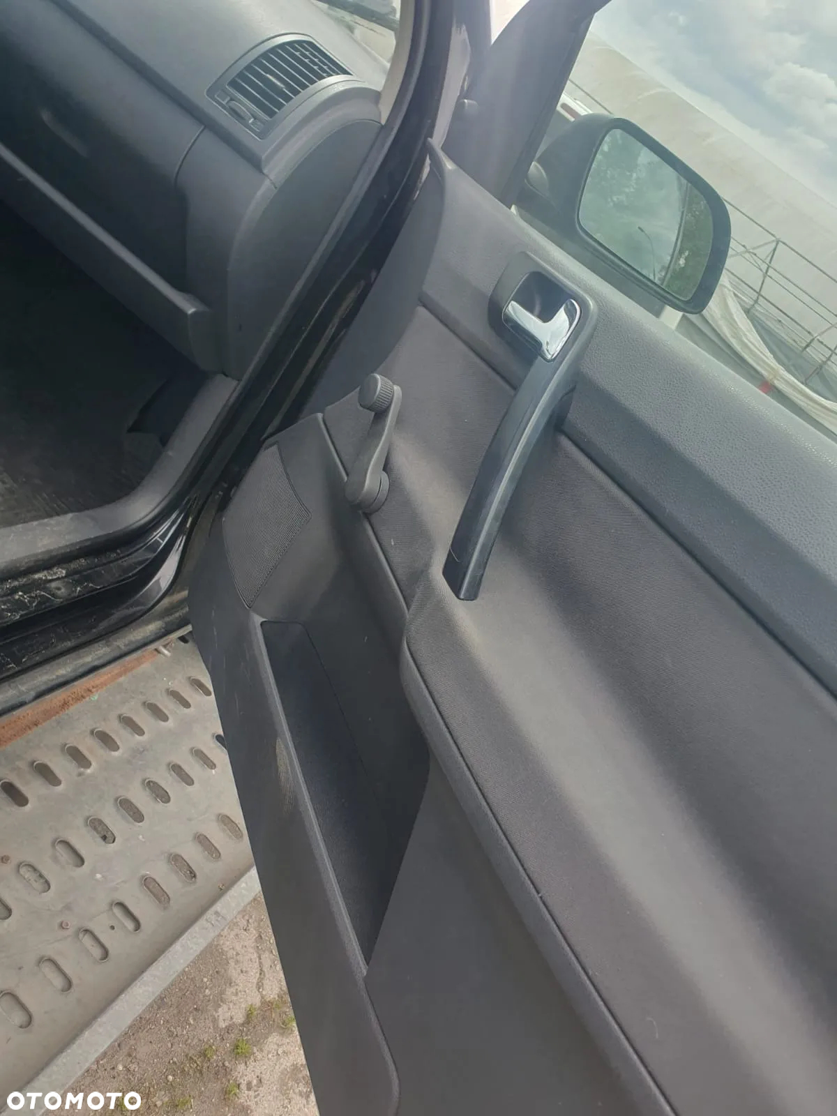 Klapa tylna szyba VW volkswagen POLO 9N 03r 3D 1.2 b kod L041 - 4