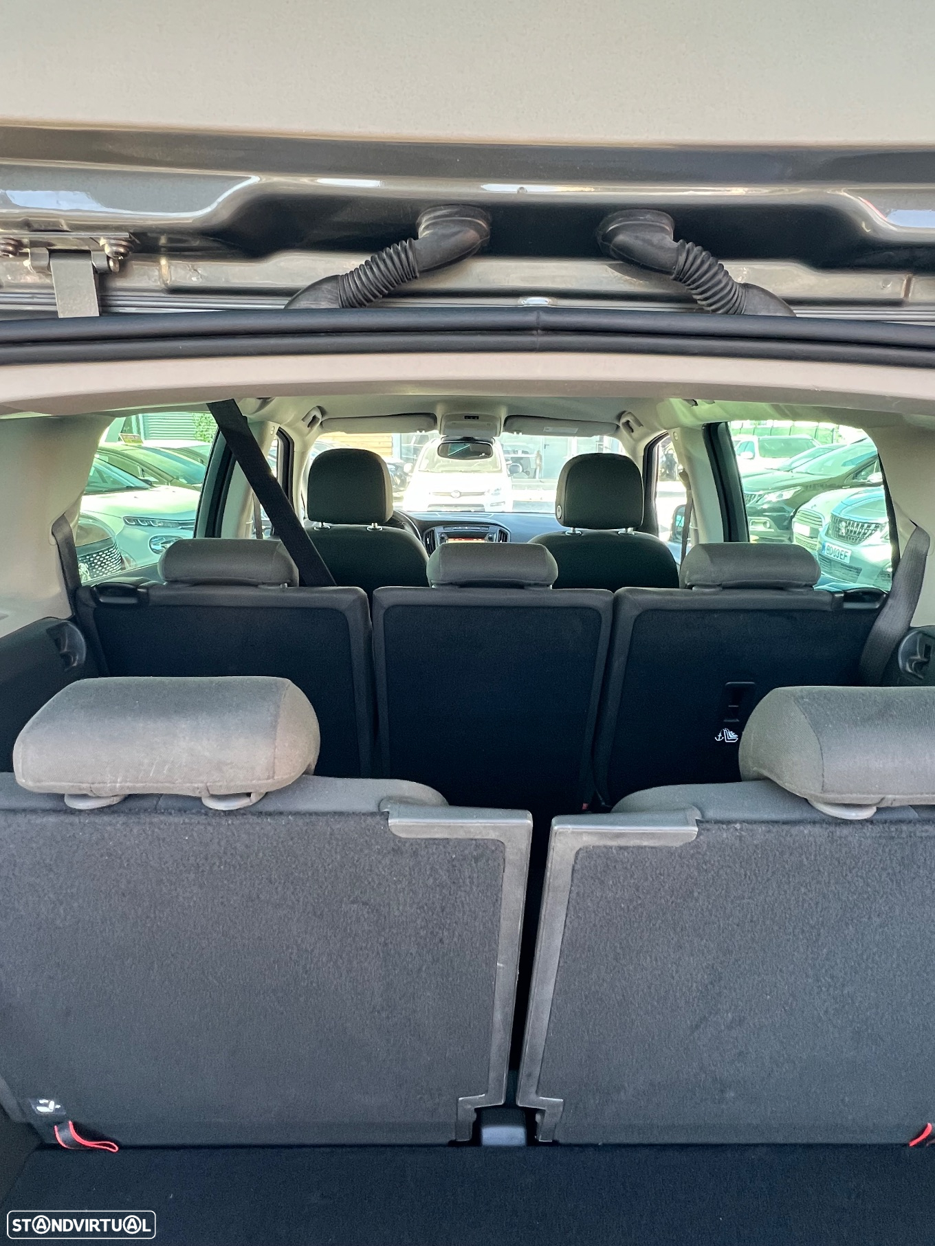 Opel Zafira 1.6 CDTi Dynamic S/S - 9