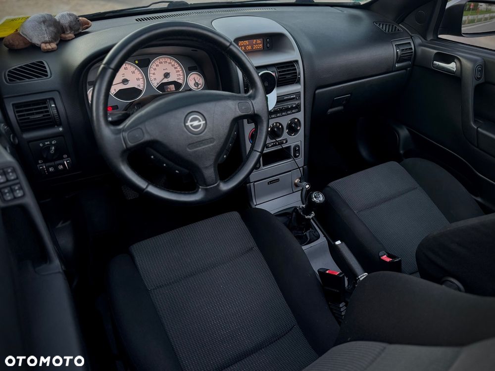 Opel Astra 1.8 Bertone - 17