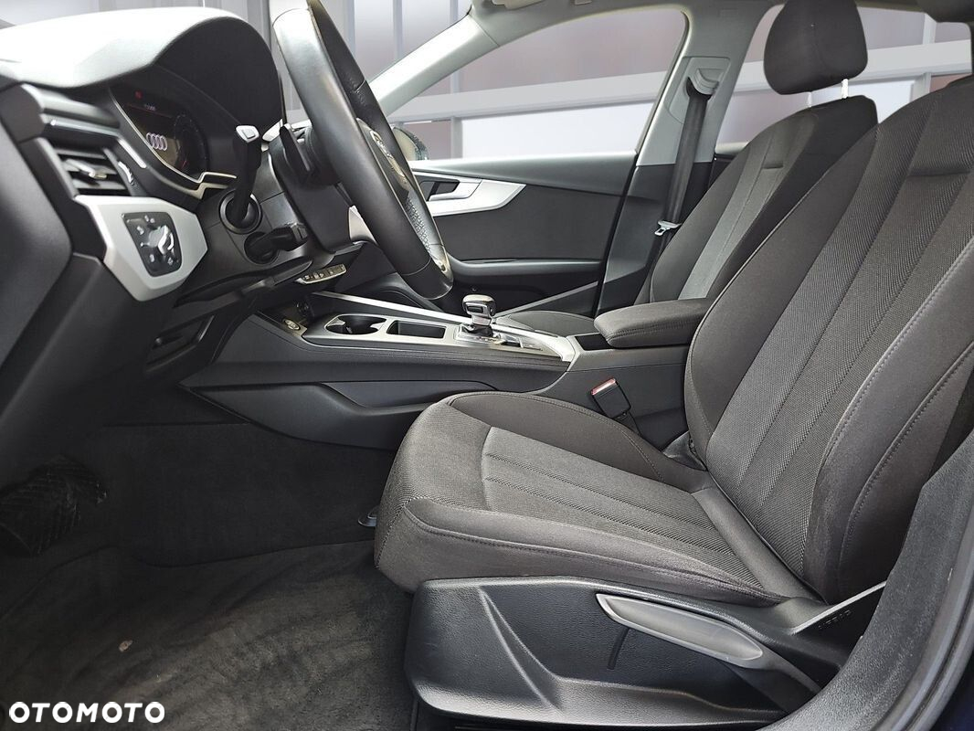 Audi A4 40 TDI S Line S tronic - 23