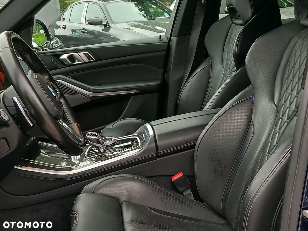 BMW X5 M50i - 23