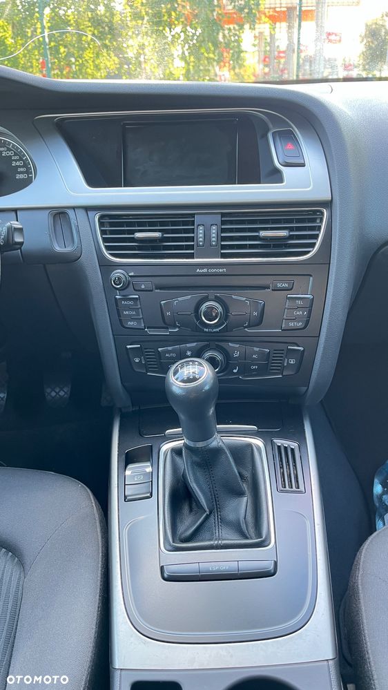 Audi A4 Avant - 13