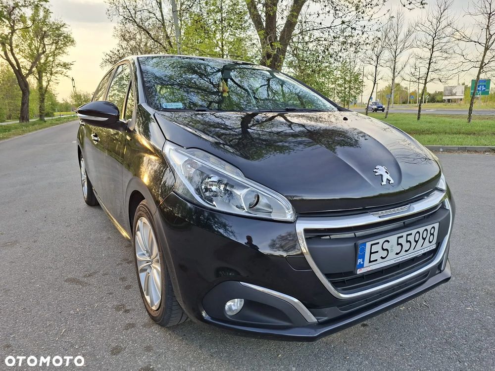 Peugeot 208 PureTech 82 Allure - 1