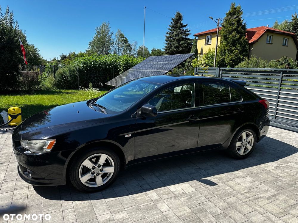 Mitsubishi Lancer 1.8 Invite - 3