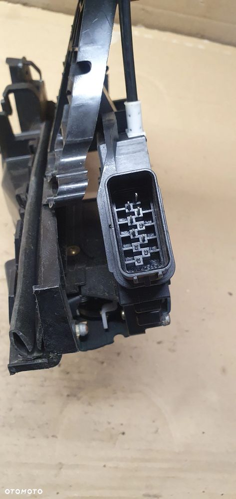 Zamek drzwi prawy przód przedni prawy Ford Focus MK2 3M5A-R21812-AK - 4