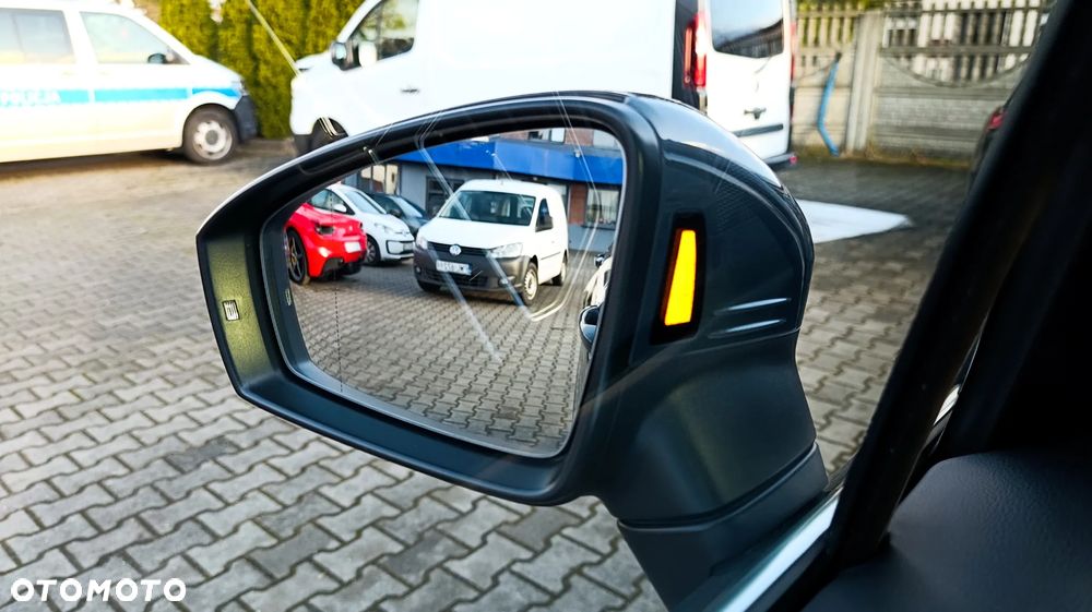 Volkswagen Tiguan - 28