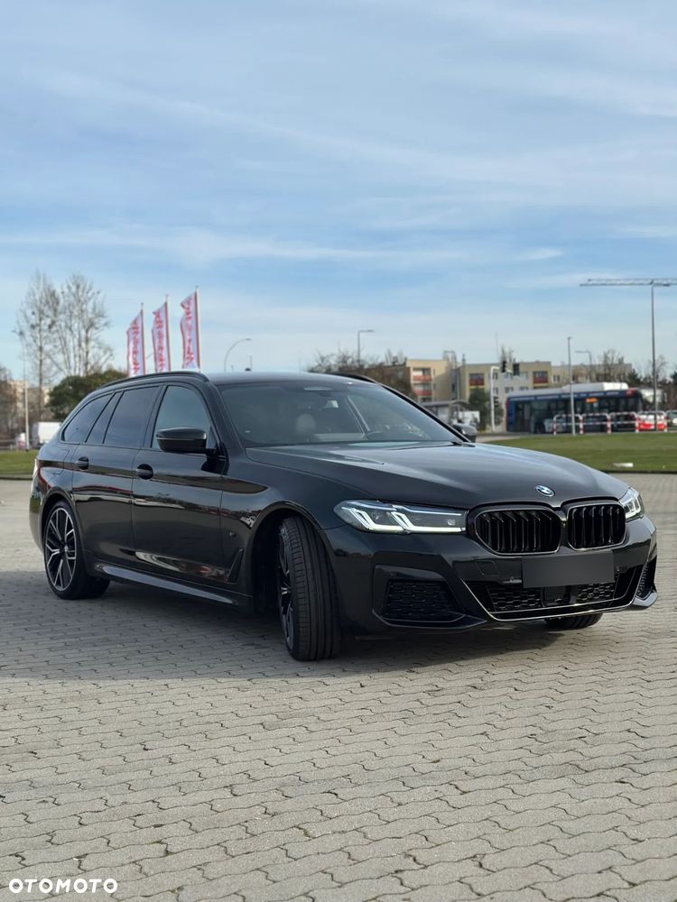 BMW Seria 5 530d xDrive Luxury Line - 1