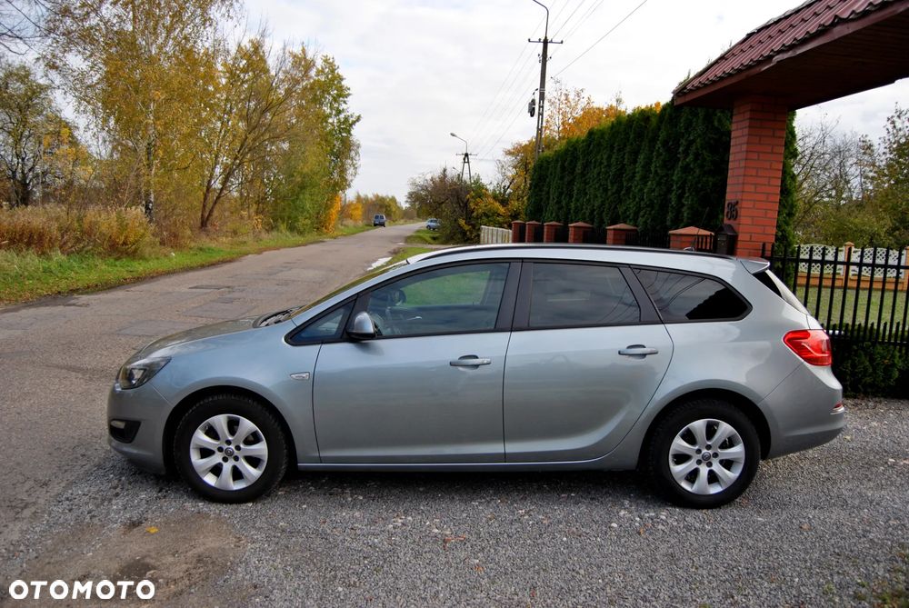 Opel Astra IV 1.4 T Cosmo S&S EU6 - 6