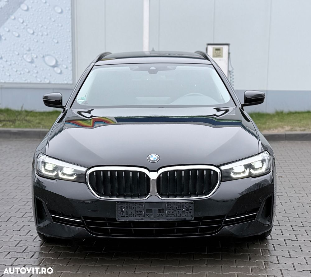 BMW Seria 5 520d xDrive Aut. - 1