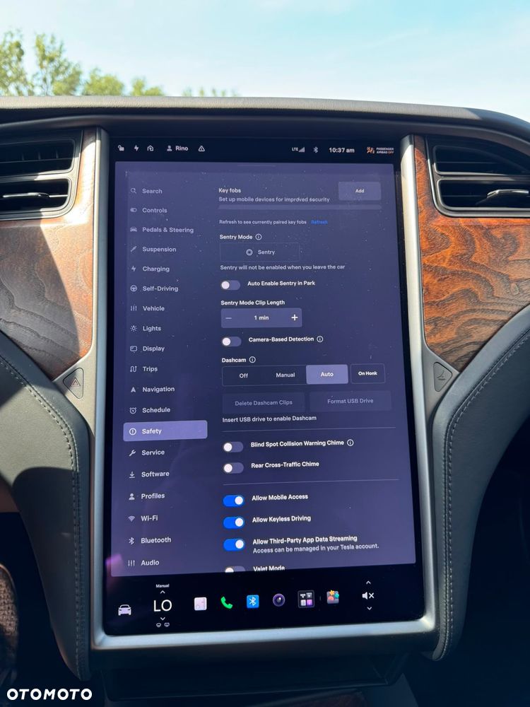 Tesla Model X Long Range - 33