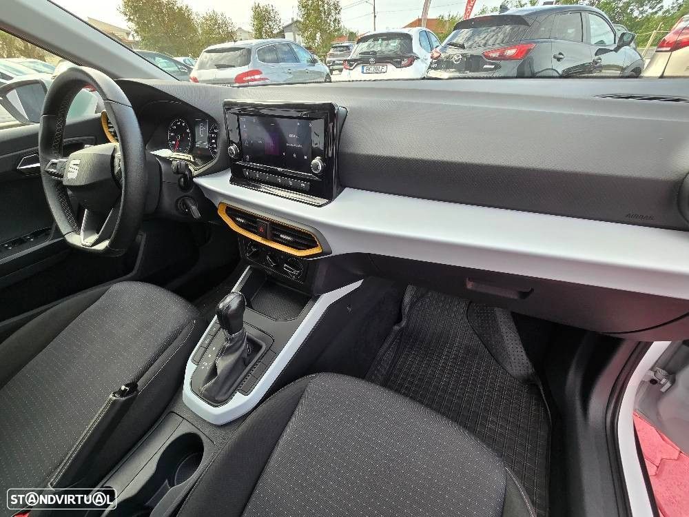 SEAT Arona - 14