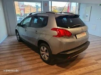 Peugeot 2008 - 11