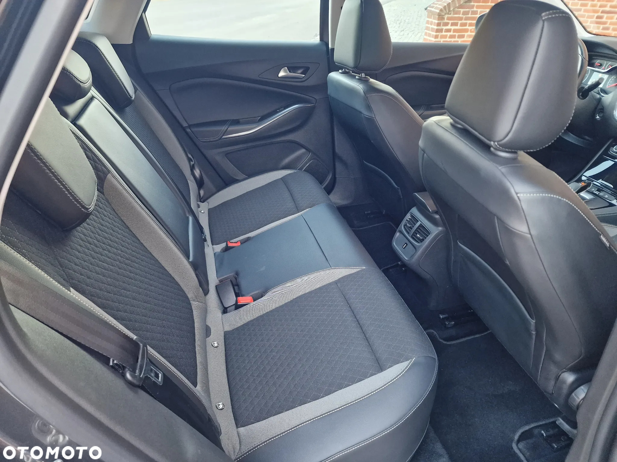 Opel Grandland X 1.6 T PHEV Edition Business - 17