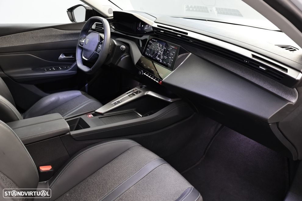 Peugeot 308 SW 1.2 PureTech Allure EAT8 - 22