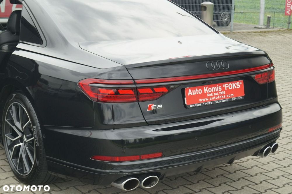 Audi S8 - 39