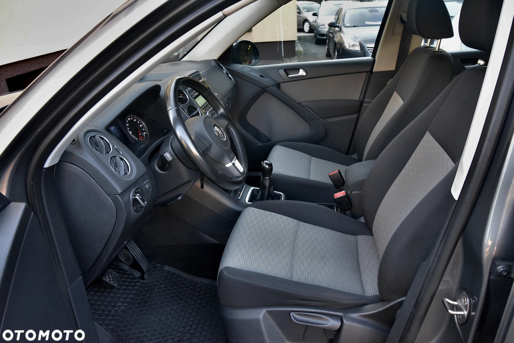 Volkswagen Tiguan 2.0 TDI DPF 4Motion BlueMotion Technology Trend & Fun - 19