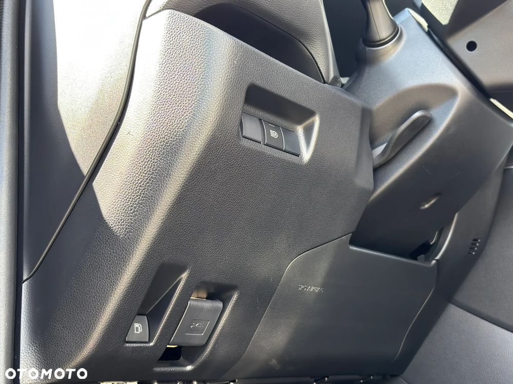 Toyota RAV4 2.5 Hybrid Active 4x2 - 18