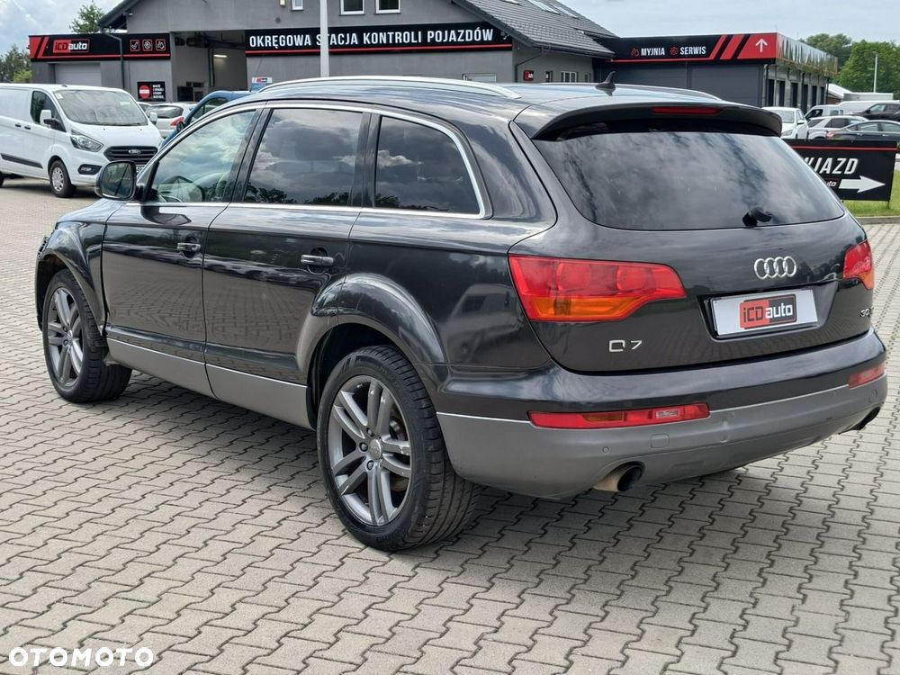 Audi Q7 - 5