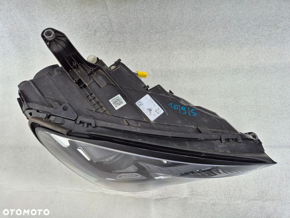 Lampa prawa Mercedes GLE W167 A1679068409 - 4