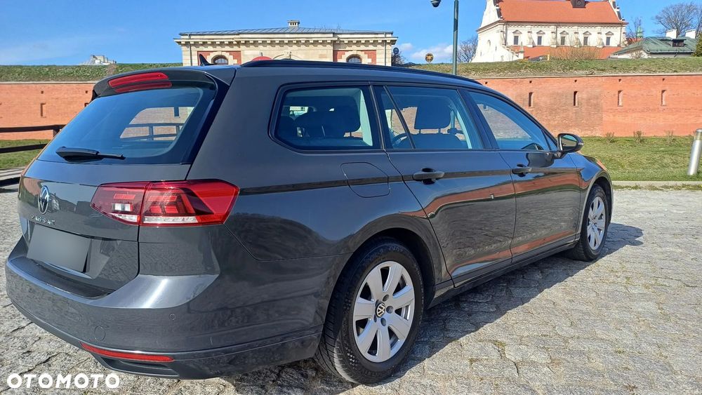 Volkswagen Passat 2.0 TDI EVO Essence - 4