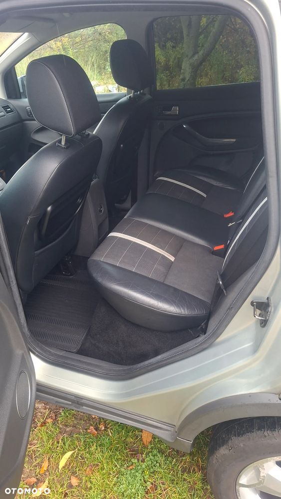 Ford Kuga - 6
