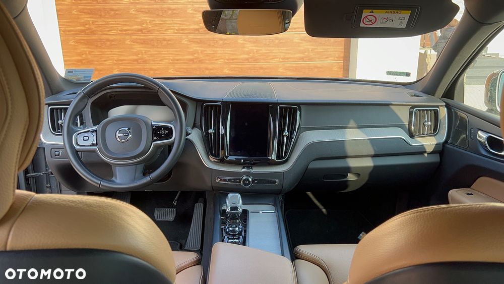 Volvo XC 60 B4 D AWD Inscription - 18