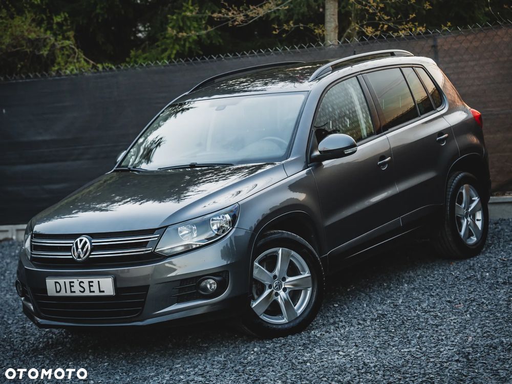 Volkswagen Tiguan 2.0 TDI DPF BlueMotion Technology Lounge Sport & Style - 4