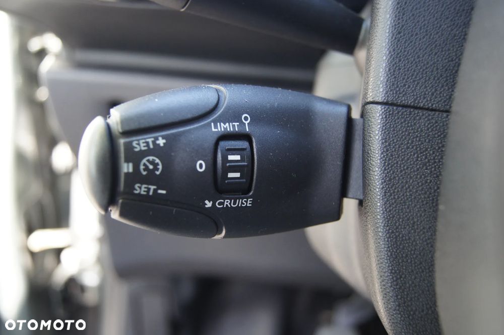 Citroën DS3 e-HDi 110 FAP SportChic - 12