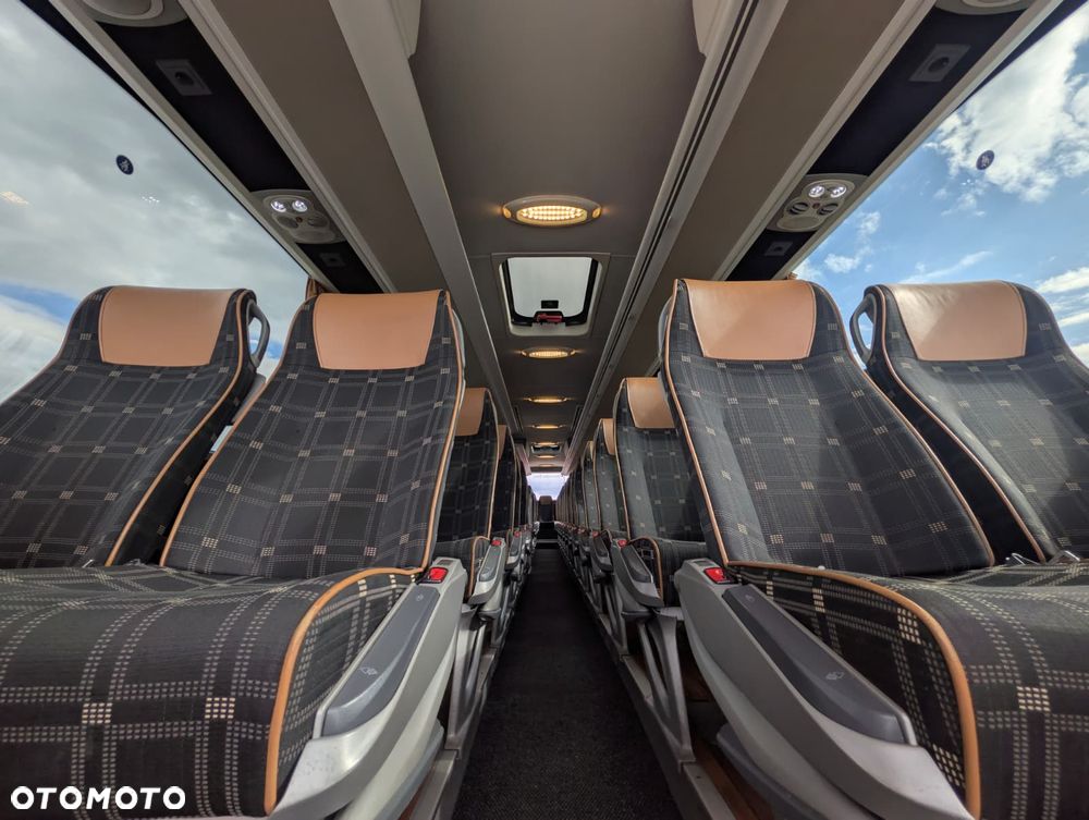 Mercedes-Benz Tourismo - 26