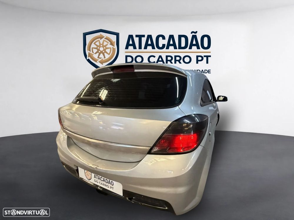 Opel Astra GTC 1.7 CDTI - 26