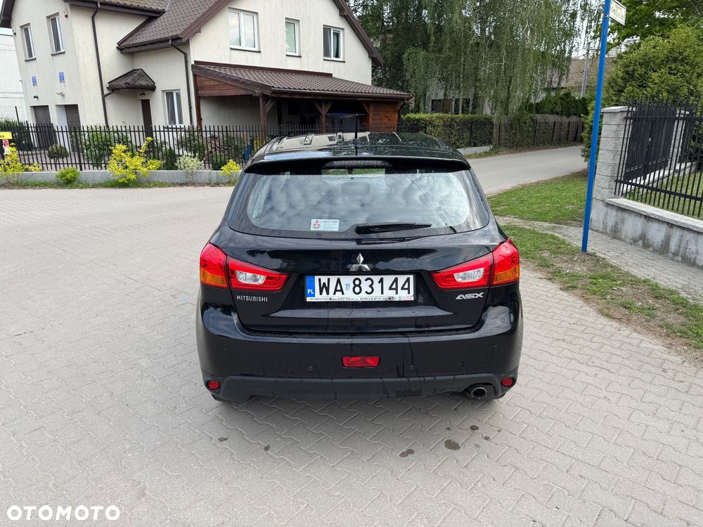 Mitsubishi ASX - 11